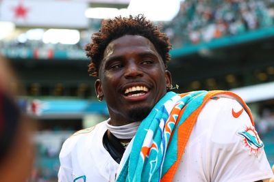 Miami Dolphins star Tyreek Hill considers legal action after police detained him hours before NFL game