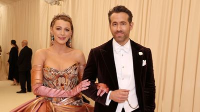 Blake Lively and Ryan Reynold's muted living room color scheme embodies understated elegance – it's easy to recreate in 4 simple steps