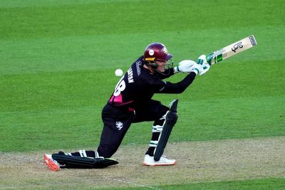 Tom Banton century gives Somerset edge against Surrey