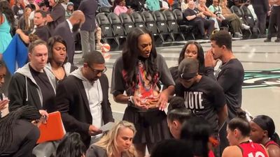 A'ja Wilson and Sydney Colson's Timeout Interaction Had Fans Cracking Up