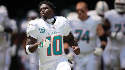 Miami Dolphins Release Strongly Worded Statement in Support of Tyreek Hill