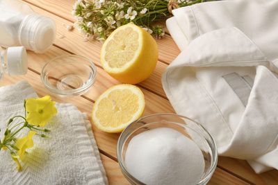 Expert tips on how to clean your home with a lemon