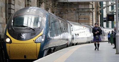 More than 300 passengers evacuated from Glasgow train due to incident