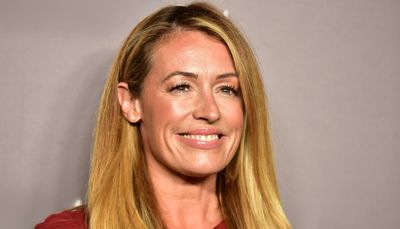 We’re captivated by Cat Deeley’s slinky halterneck top – it instantly elevates a classic fashion formula