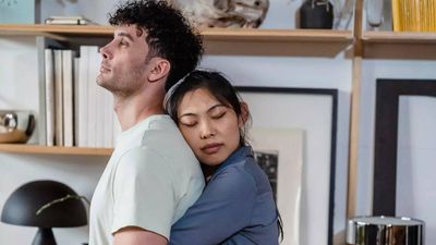 Simple ways to feel secure in a relationship