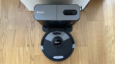 Shark Matrix Plus Robot Vacuum and Mopreview: a complete cleaning solution