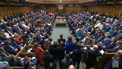 PMQs sketch: Keir Starmer and Rishi Sunak cultivate their differences over stalks of wheat