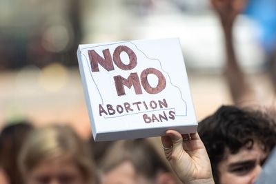 Missouri keeps abortion on the ballot