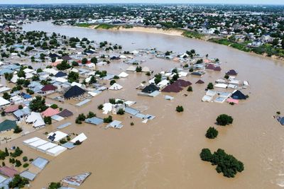 Nigeria floods affect one million people after dam collapse