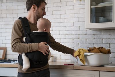 Best Baby Carriers To Simplify Your Life, Boost Child's Health