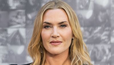 Kate Winslet's oversized blazer and denim jeans combination is the perfect go-to for effortless autumnal styling