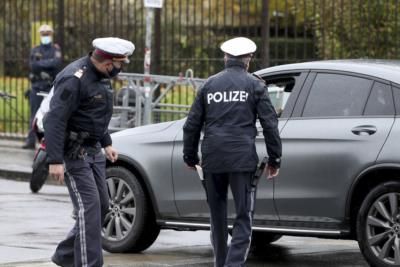 Austrian Raids Target Islamic Extremists Ahead Of 9/11 Anniversary