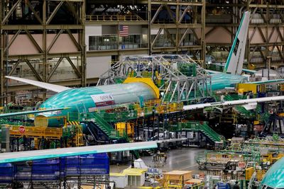 Boeing Workers Vote On New Contract As Possible Strike Looms