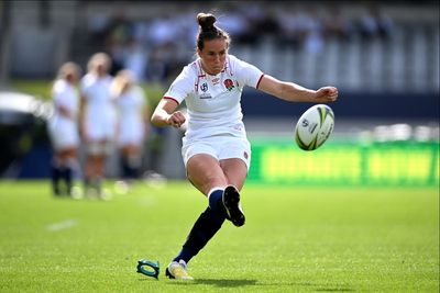 Emily Scarratt to make 100th start as England’s Red Roses take on world champion Black Ferns