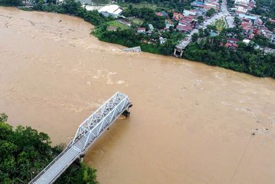 Typhoon Yagi kills 226 people