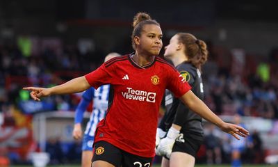 Brighton hope to secure Nikita Parris signing on WSL deadline day