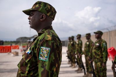 Jamaican soldiers and police arrive in Haiti to help fight criminal gangs