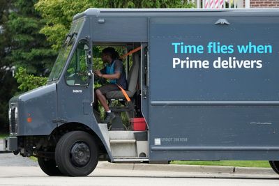 Amazon boosts pay for subcontracted delivery drivers amid union pressure