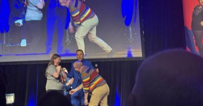 Public servant proposes to girlfriend at David Walliams' show in Canberra