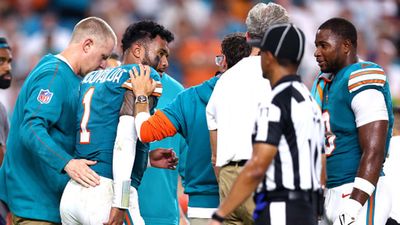 Tua Tagovailoa Exits Dolphins-Bills After Suffering Concussion on Scramble