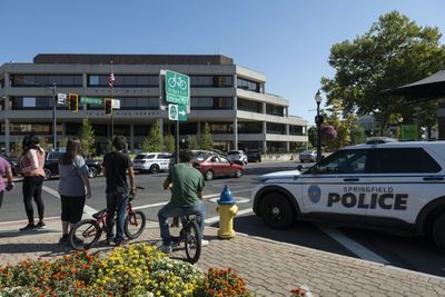 Ohio Town's Schools Evacuated Amid Trump Anti-immigrant Drive: Reports