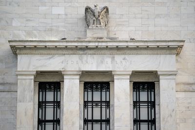 Should You Get a Long-Term or Short-Term CD Before the Next Fed Meeting?