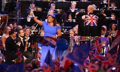 Last Night of the Proms review – pauses stretched patience but warmth and a Mexican wave won out