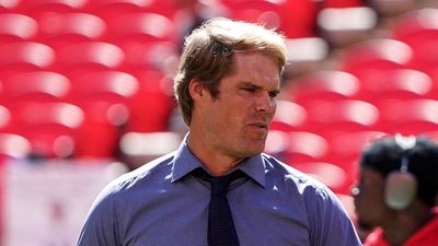 Greg Olsen Rooting for Tom Brady, Still Wants to Be the 'Best Crew' on TV