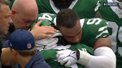 Jets' Solomon Thomas, Jermaine Johnson Share Emotional Moment After Achilles Injury