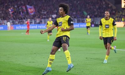 Dortmund dial back clocks as Klopp’s cameo inspires Friday night feast