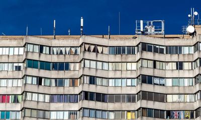 Tracey Emin among hundreds opposing changes to Margate ‘brutalist masterpiece’