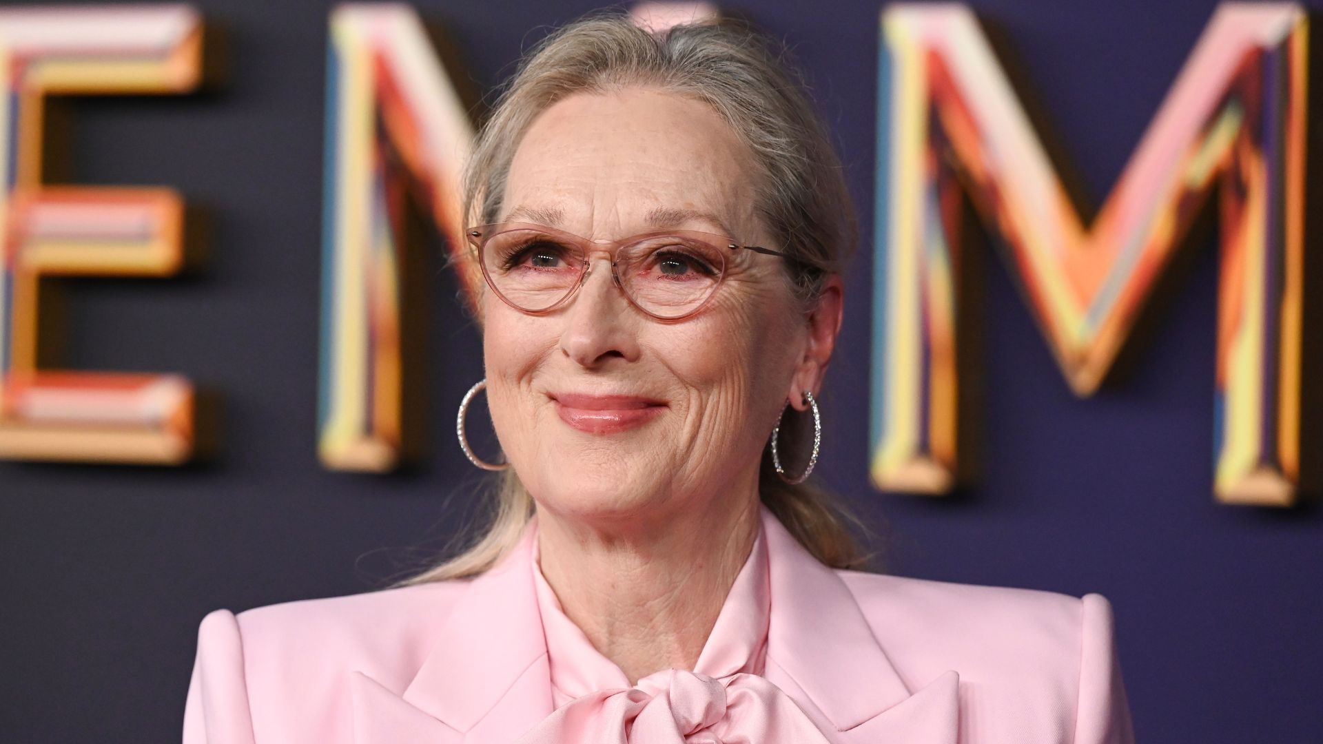 Meryl Streep looks impossibly chic in a powder pink…