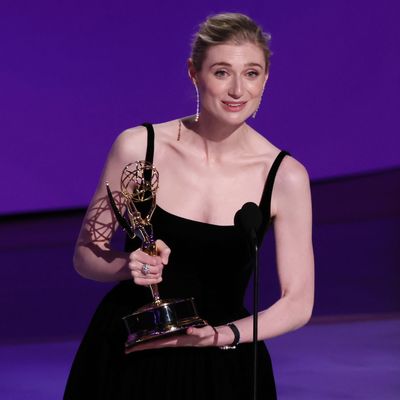 How Elizabeth Debicki Paid Tribute to Princess Diana in Her Emmys Acceptance Speech