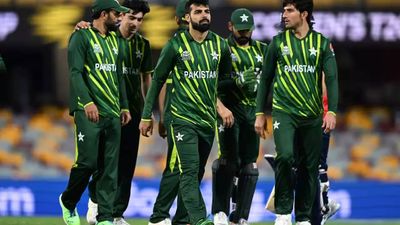 'Khushi hai ki hum haar gaye': Pakistan's senior player expresses happiness after his team lost by huge margin - WATCH