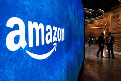 Amazon mandates five days a week in office starting next year