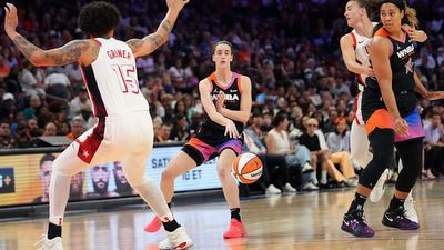 Hall of Famer Praises Caitlin Clark as the 'Best Passer in the League'