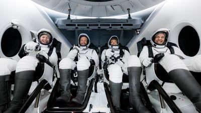 9 firsts in 5 days: Polaris Dawn crew lands from history-making SpaceX mission