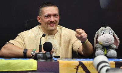 Undisputed heavyweight champion Oleksandr Usyk released after Poland detention