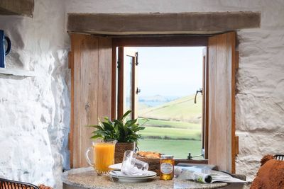 The best cosy cottages on Airbnb for an autumn getaway in the UK