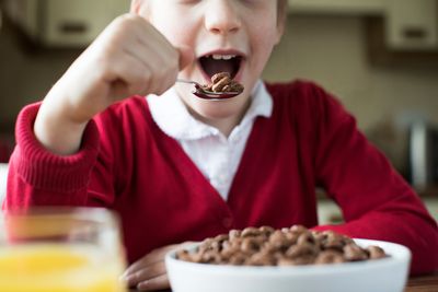 7 shocking ways ultra-processed foods affect children