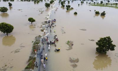 Flood warnings in Nigeria over release of water from Cameroon dam