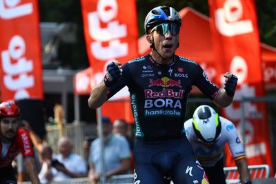 Roger Adrià powers past Alex Aranburu for Grand Prix de Wallonie victory