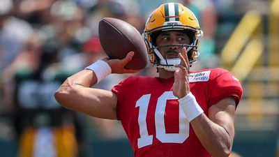 Jordan Love Returns to Packers Practice Ahead of Matchup vs. Titans