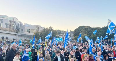 'This is not over': Hundreds rally for Yes at Holyrood on 10th anniversary of indyref