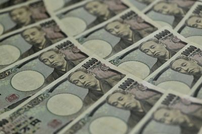 Tokyo Surges On Weak Yen As Asian Traders Cheer Big US Rate Cut