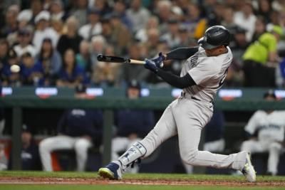 Yankees Clinch Playoff Berth, Eye AL East Title