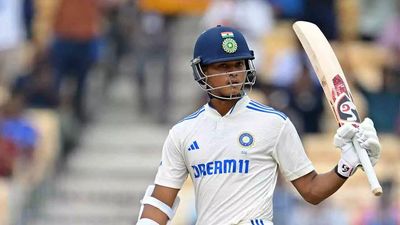 1st Test: Bangladesh reduce India to 176/6 at Tea on Day 1