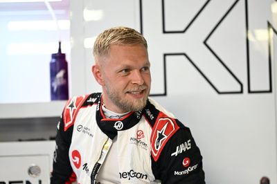 Magnussen: FIA "punishing ridiculous things" in "not the F1 I love"