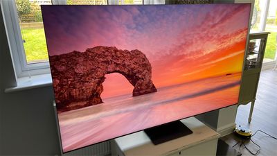 Forget 4K 120Hz, Samsung's five-star 8K TV becomes the first to support 4K 240Hz