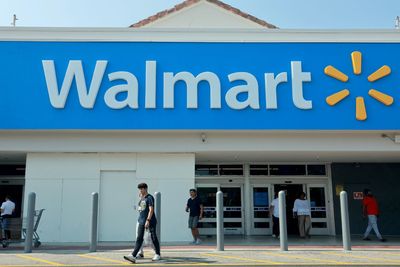 Walmart Kicks Off Earliest-Ever Holiday Season